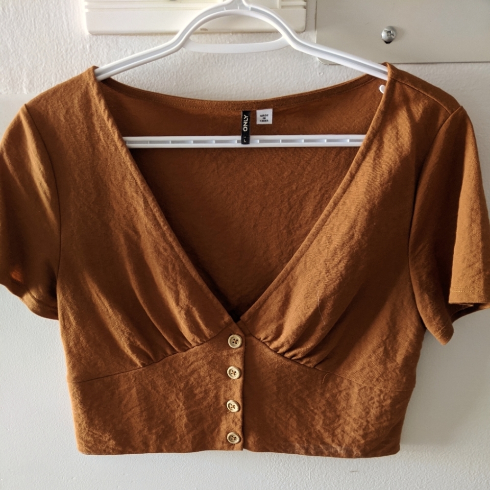 Crop top v neck